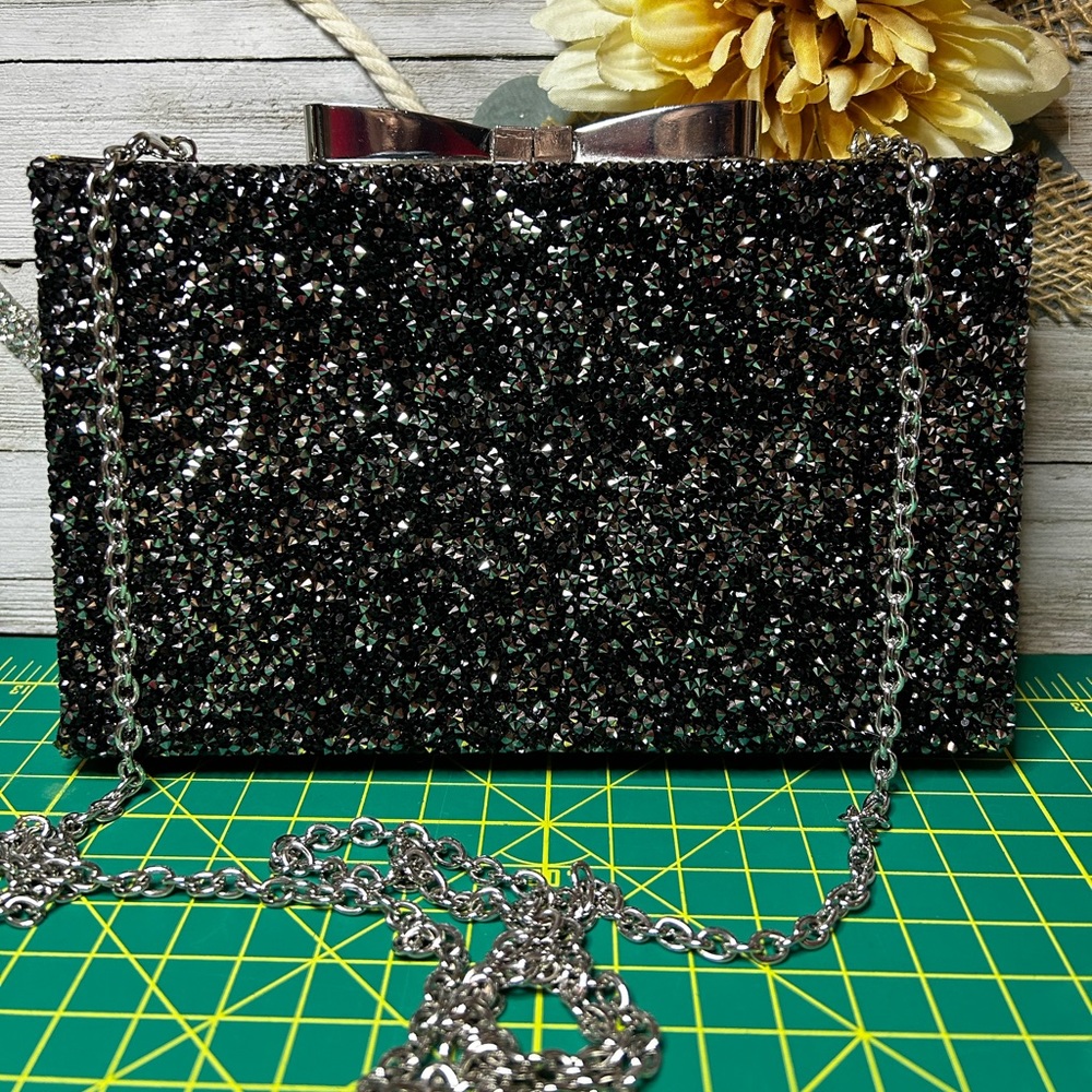 Charming Charlie Clutch